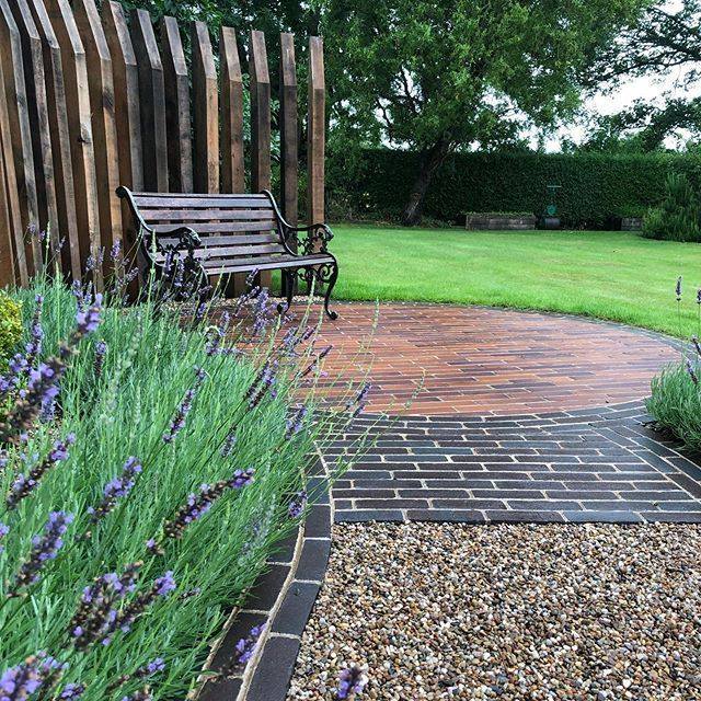 Clay pavers are the perfect way to make a statement in the garden that will stand the test of time. 